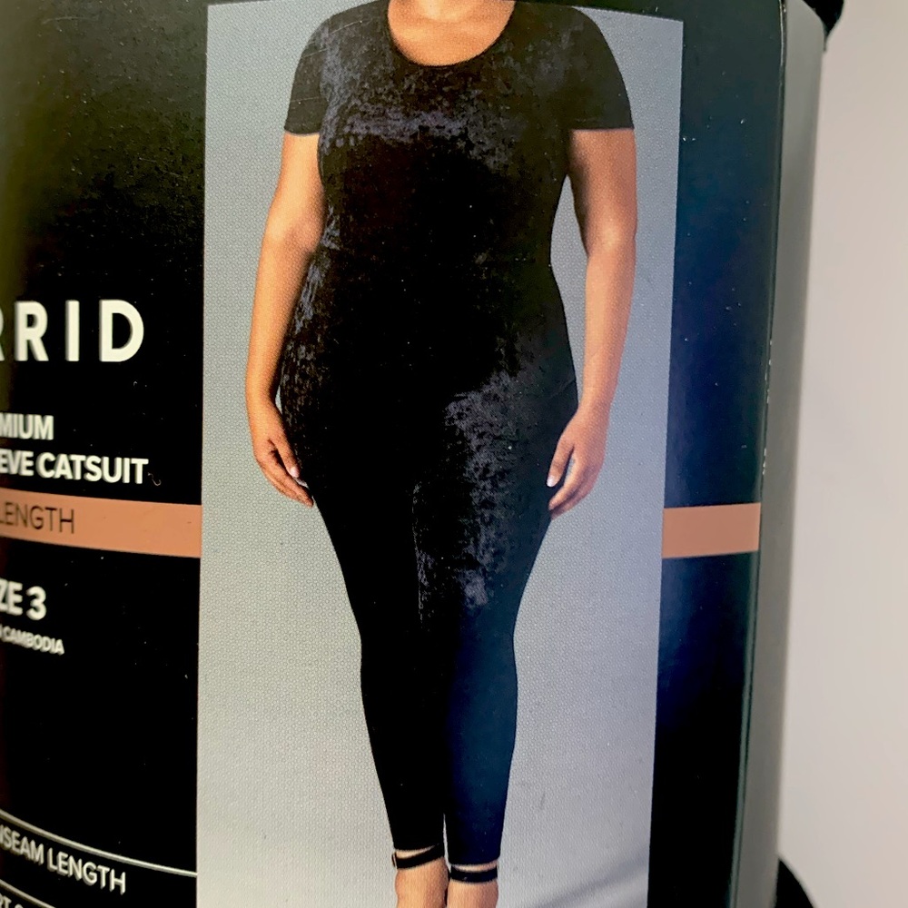 Torrid NEW 3X 22 24 Crushed Black Velvet Catsuit Bodysuit Short Sleeve
